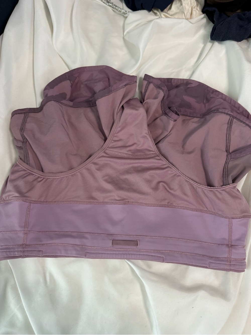 lululemon athletica Mauve Camo High-Rise Running Shorts - Picture 3 of 4